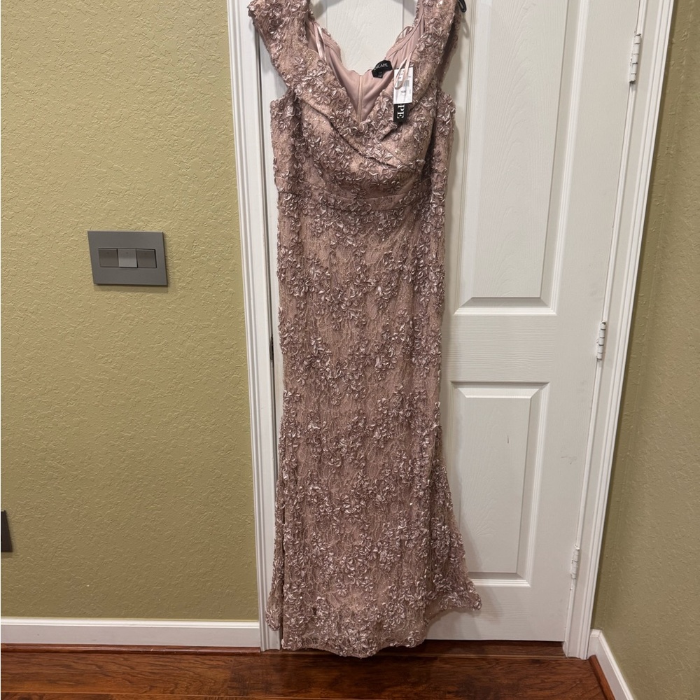 Xscape Women's Off the Shoulder Long Lace Dress Dusty Rose Mocha NWT